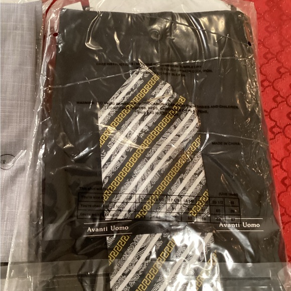 Avanti Uomo French Cuff Men's Black and Gray Dress Shirts with Ties(2) - Picture 11 of 16